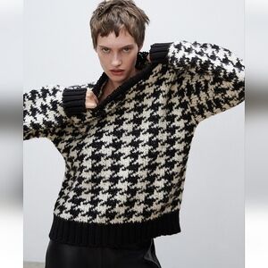 Zara Black and White Houndstooth Sweater